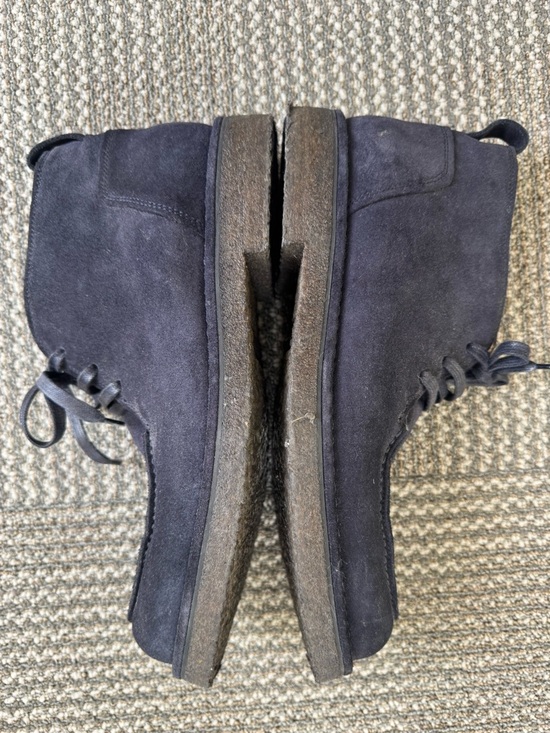 Vince Men’s Blue Suede Chukka Boots, size 9
